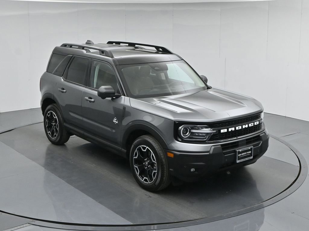 Certified 2025 Ford Bronco Sport Outer Banks w/ Outer Banks Tech Package+ image 4