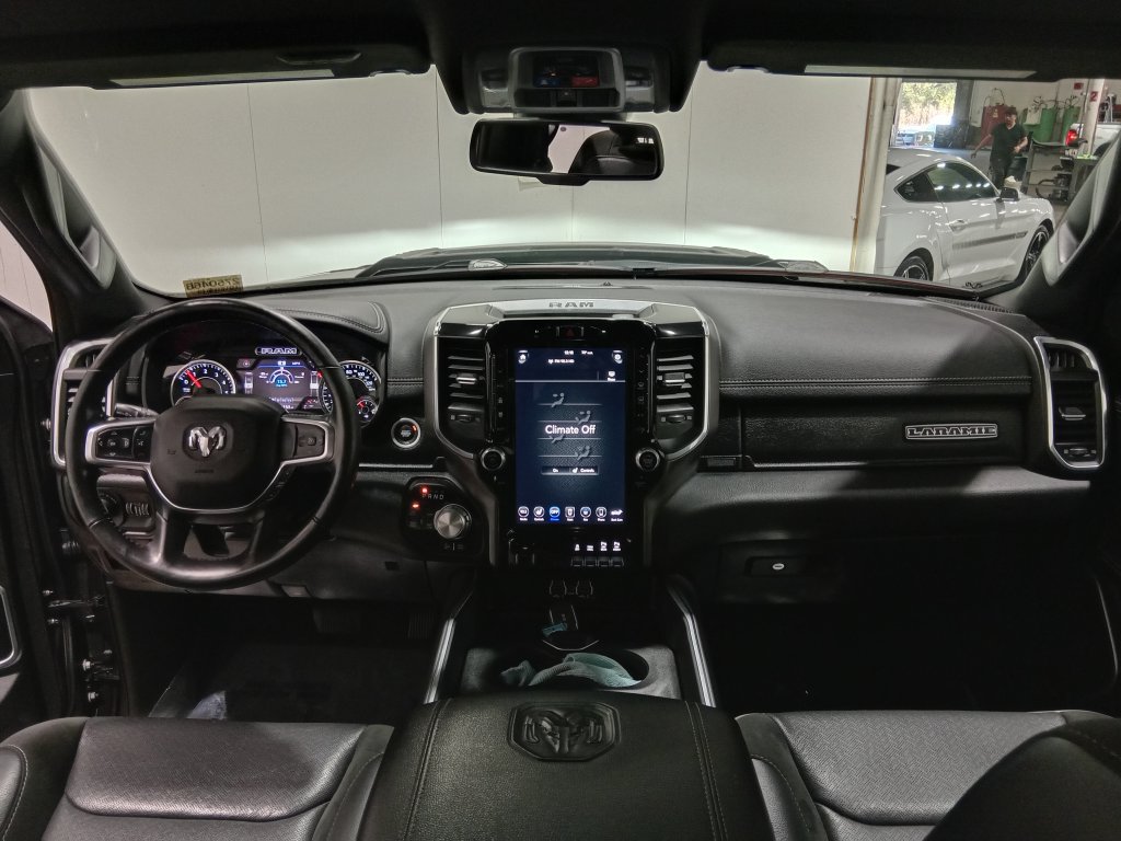 Used 2020 RAM 1500 Laramie w/ Sport Appearance Package AWD/4WD image 16