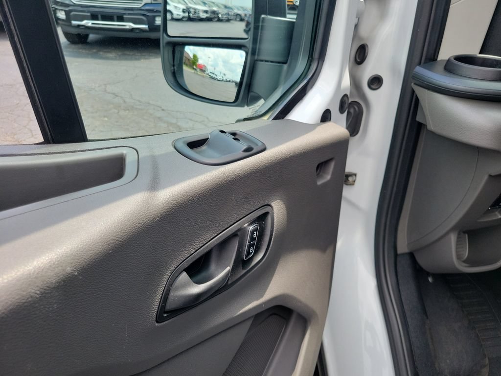 Certified 2025 Ford Transit 250 Low Roof w/ Exterior Upgrade Package RWD image 20
