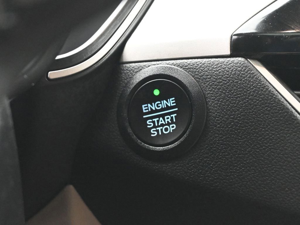 Certified 2022 Ford Escape SEL image 41