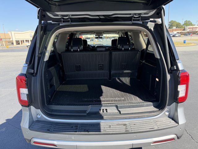 Certified 2024 Ford Expedition Max XLT RWD image 12
