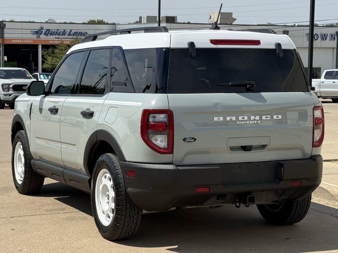 Certified 2024 Ford Bronco Sport Heritage w/ Heritage Convenience Package AWD/4WD image 5