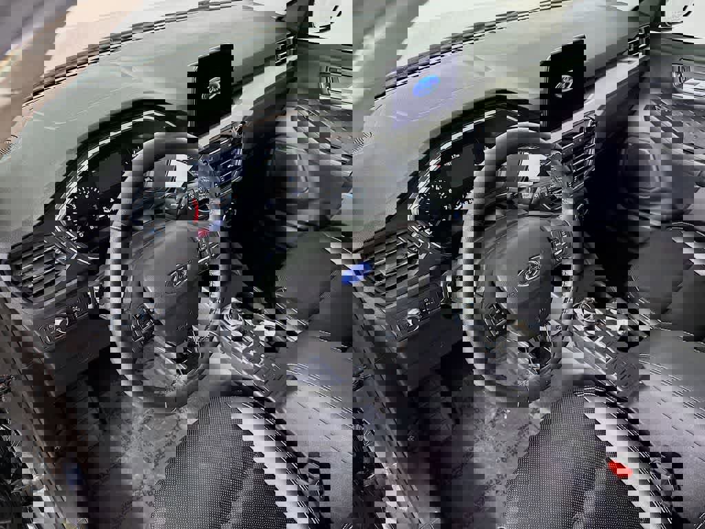 Certified 2020 Ford Escape SEL image 2