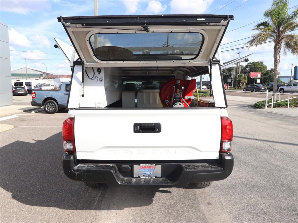 Used 2022 Toyota Tacoma SR image 6