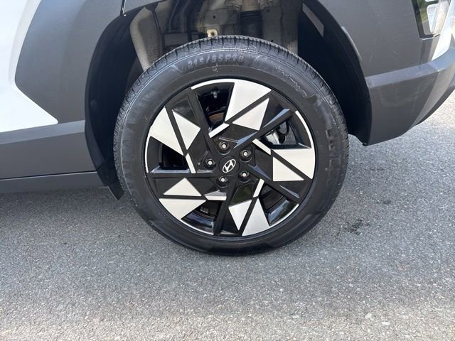Used 2024 Hyundai Kona SEL AWD/4WD image 10