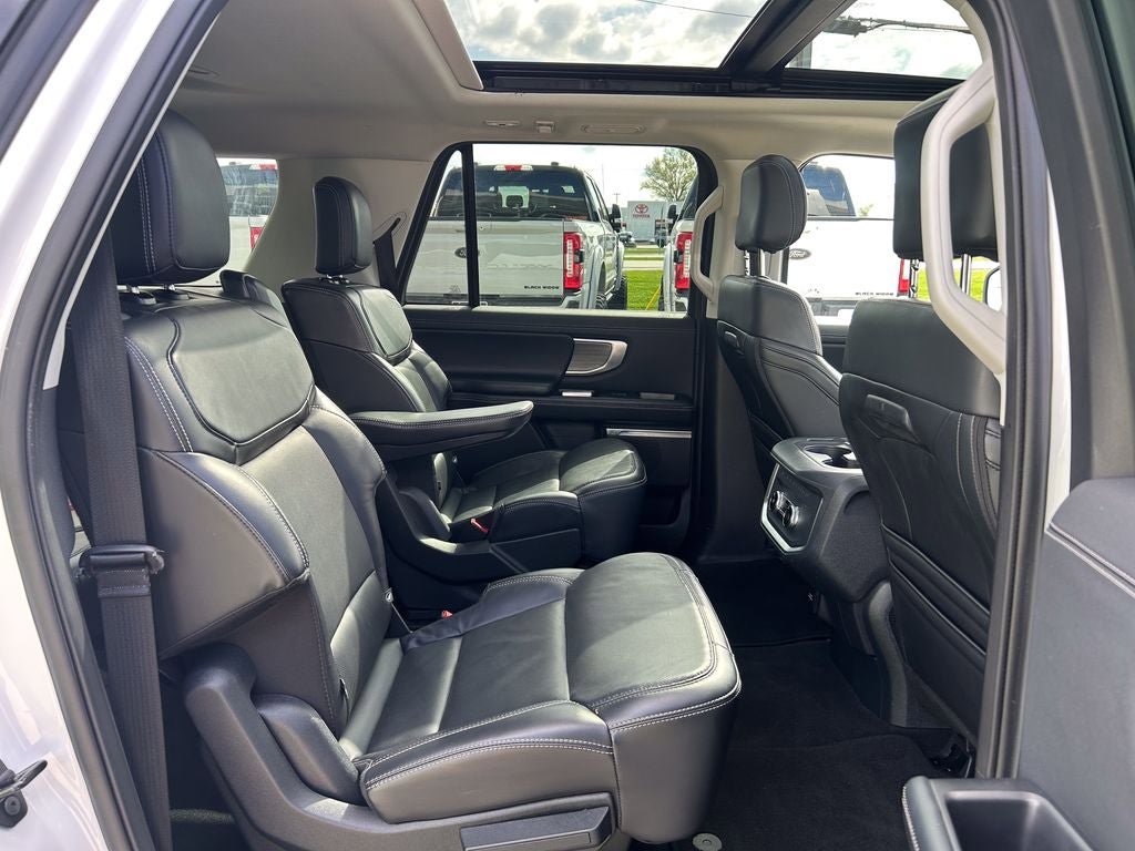 Certified 2025 Ford Expedition Max Platinum AWD/4WD image 24