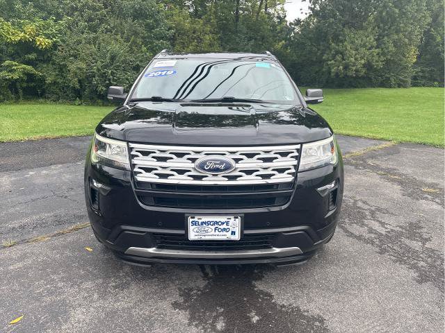 Certified 2019 Ford Explorer XLT w/ Equipment Group 202A AWD/4WD image 2