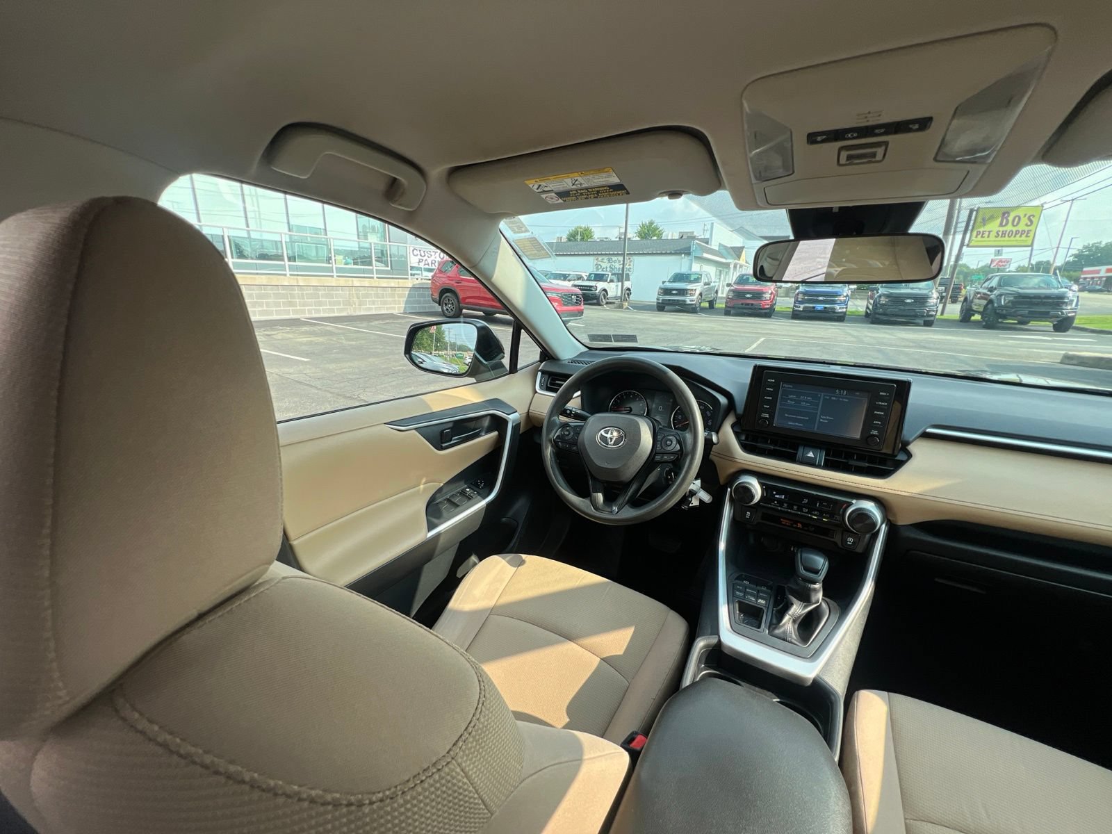 Used 2019 Toyota RAV4 LE w/ All Weather Liner Package AWD/4WD image 39