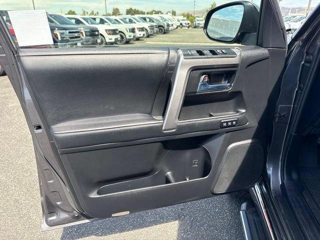 Used 2020 Toyota 4Runner Limited AWD/4WD image 14