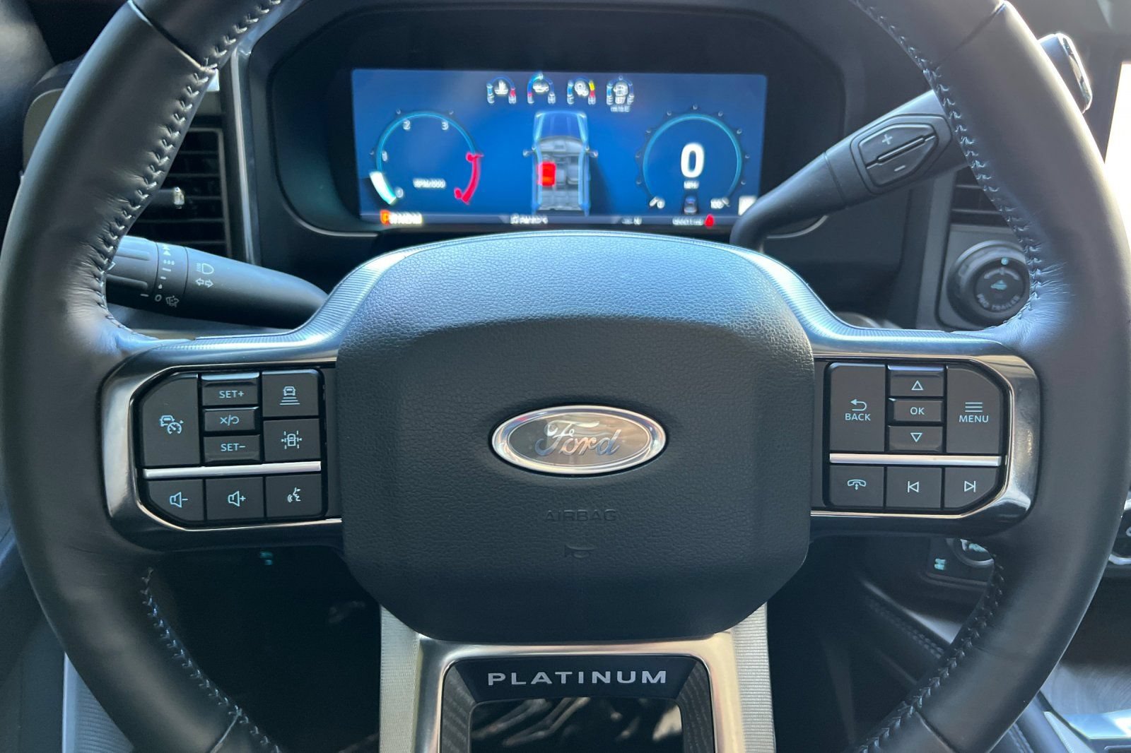 Certified 2025 Ford F250 Platinum w/ Tremor Off-Road Package AWD/4WD image 27