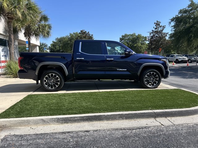 Used 2024 Toyota Tundra Limited AWD/4WD image 4