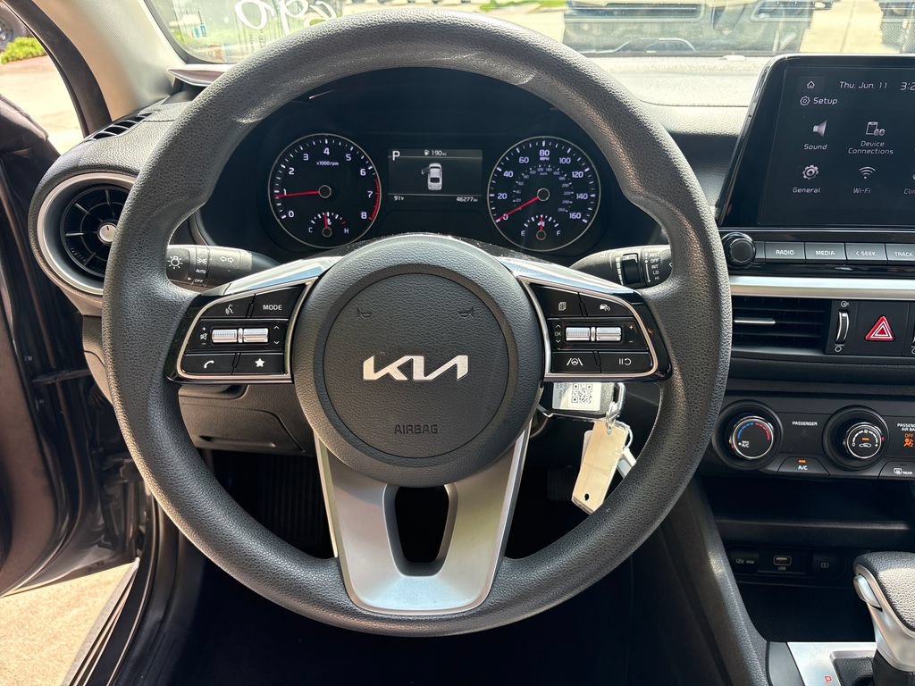 Used 2024 Kia Forte LXS FWD image 17