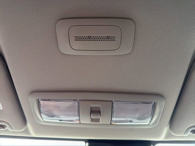 Used 2022 Nissan Frontier S w/ Technology Package image 31