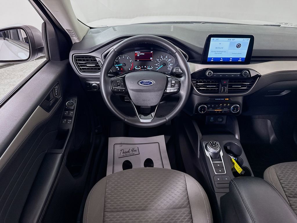 Certified 2022 Ford Escape SE w/ Convenience Package FWD image 3