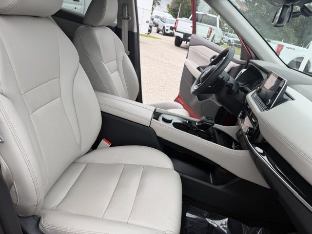 Used 2023 Nissan Rogue SL AWD/4WD image 37