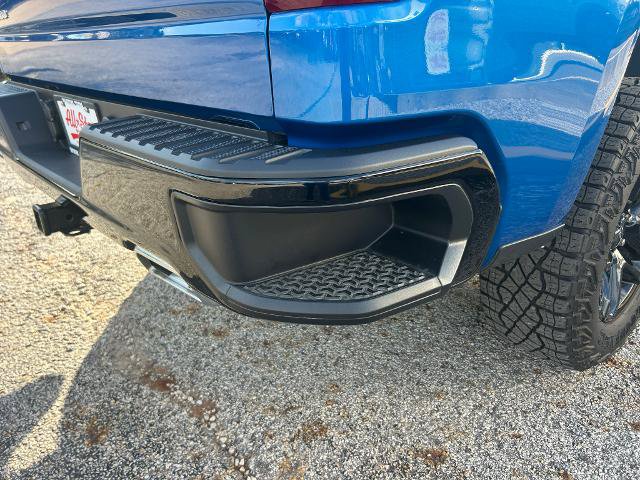 Used 2024 Chevrolet Silverado 1500 Custom Trail Boss AWD/4WD image 11