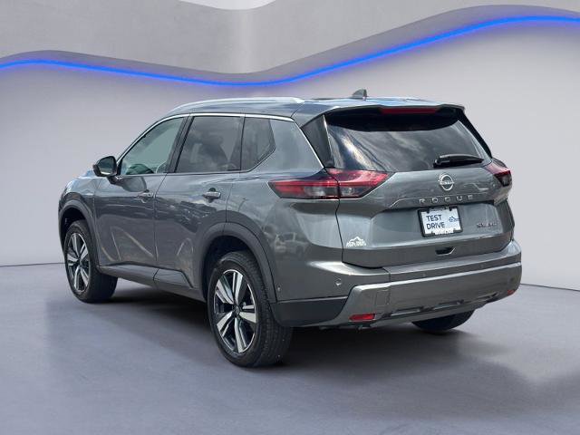 Used 2026 Nissan Rogue SL AWD/4WD image 3