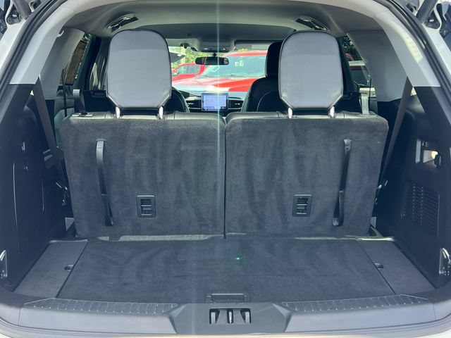 Certified 2023 Ford Explorer XLT w/ Equipment Group 202A AWD/4WD image 39