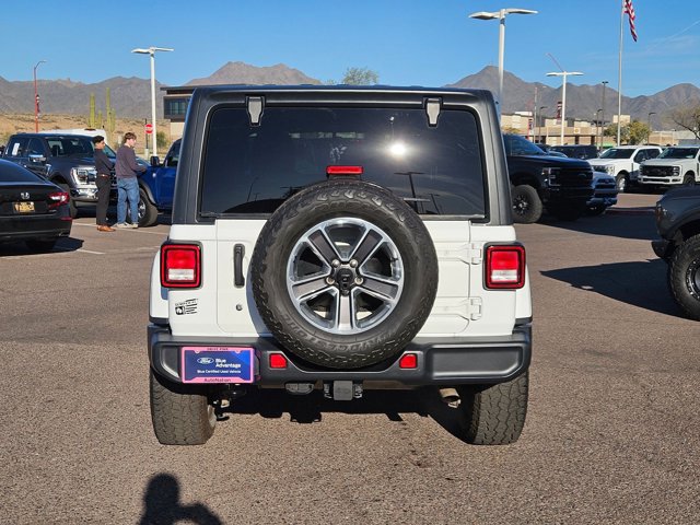 Used 2018 Jeep Wrangler Unlimited Sahara w/ Cold Weather Group image 7