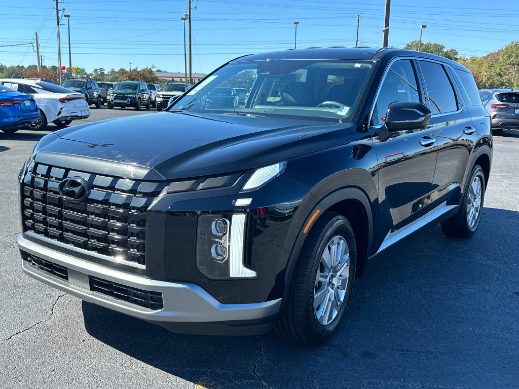 Used 2025 Hyundai Palisade SE FWD image 7