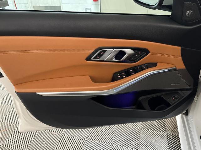 Used 2021 BMW 330i Sedan w/ M Sport Package image 16