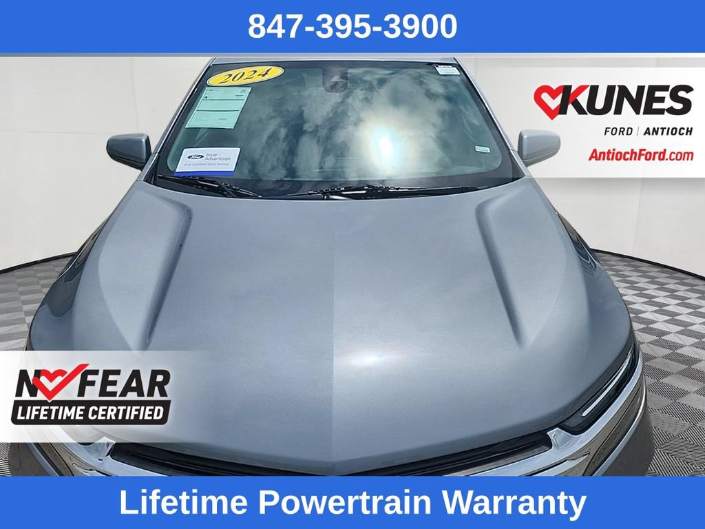 Used 2024 Chevrolet Equinox LT AWD/4WD image 3