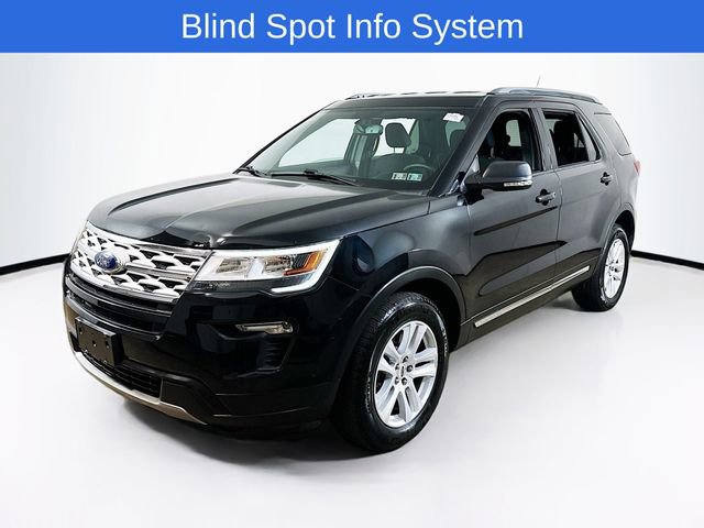 Certified 2019 Ford Explorer XLT w/ Equipment Group 201A AWD/4WD image 3