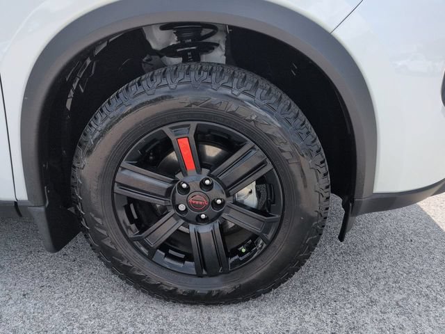 Used 2025 Nissan Rogue SV w/ Rock Creek Premium Package AWD/4WD image 12