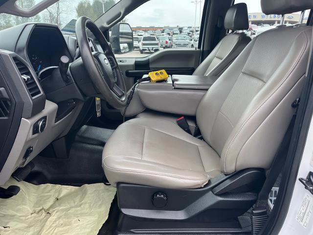 Certified 2020 Ford F550 4x4 Crew Cab Super Duty image 19