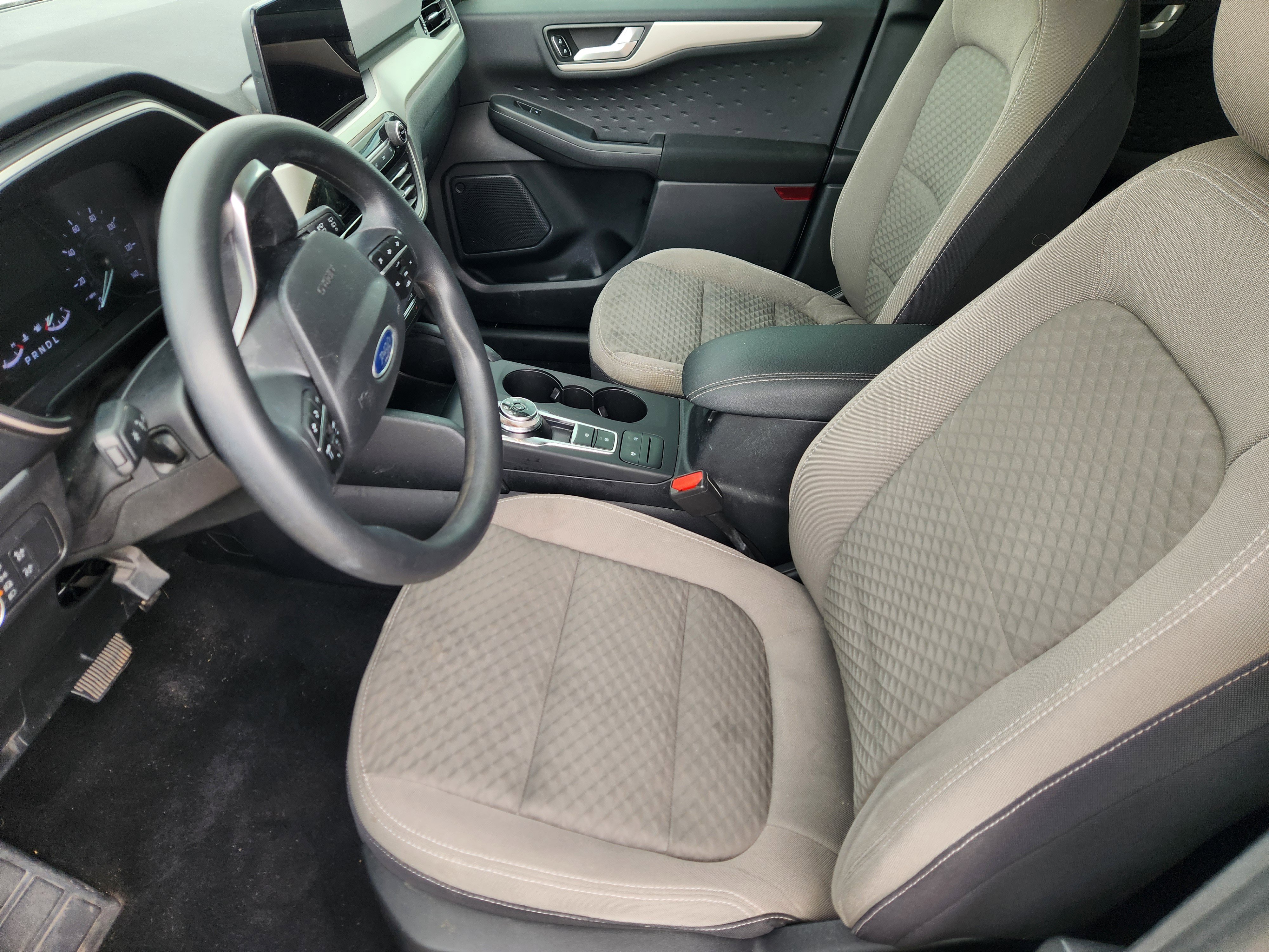 Certified 2020 Ford Escape SE image 8