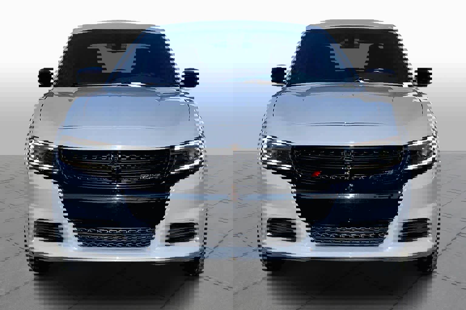 Used 2022 Dodge Charger SXT w/ Blacktop Package image 6