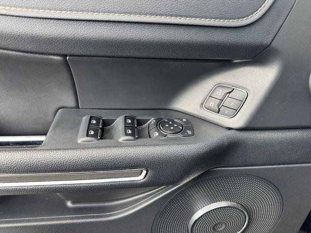 Certified 2024 Ford Expedition XLT image 20