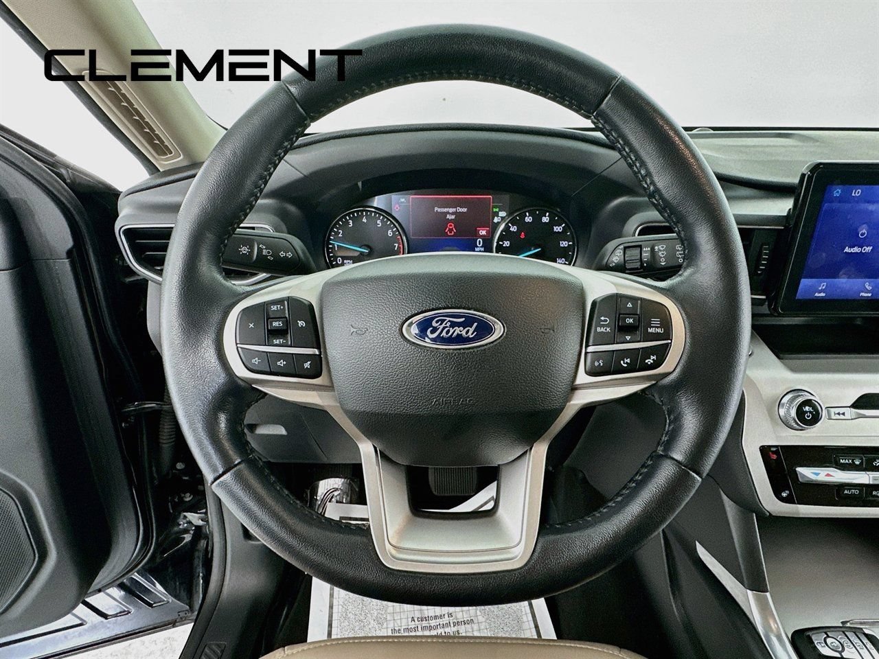 Certified 2022 Ford Explorer XLT w/ Equipment Group 202A AWD/4WD image 15