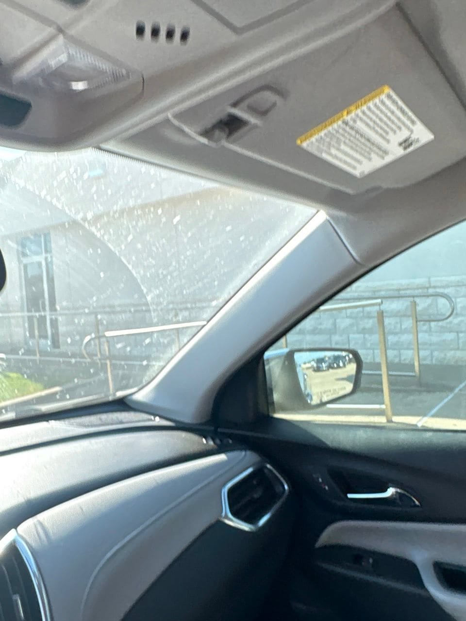 Used 2020 Chevrolet Equinox Premier FWD image 8
