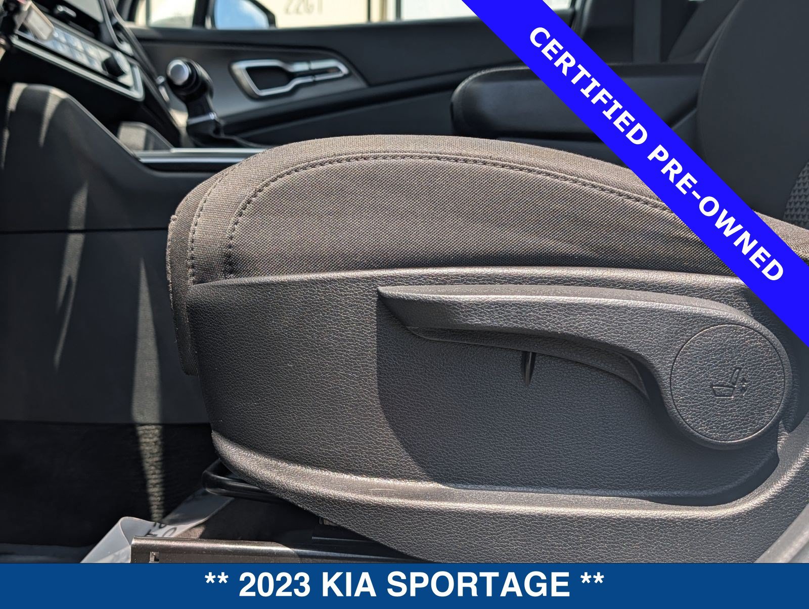 Used 2023 Kia Sportage LX AWD/4WD image 22