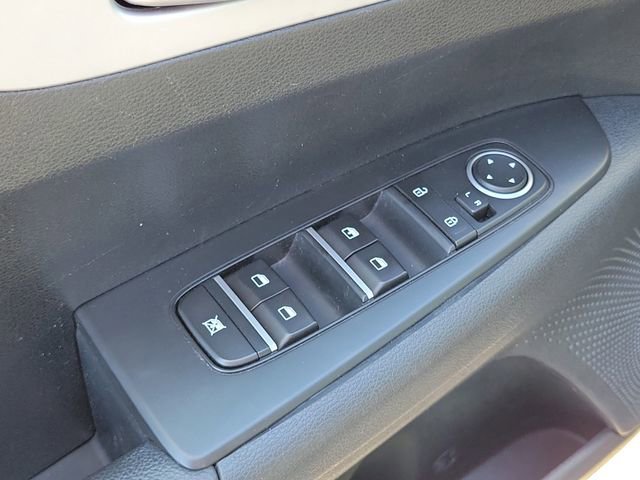 Used 2024 Kia Forte LXS image 17