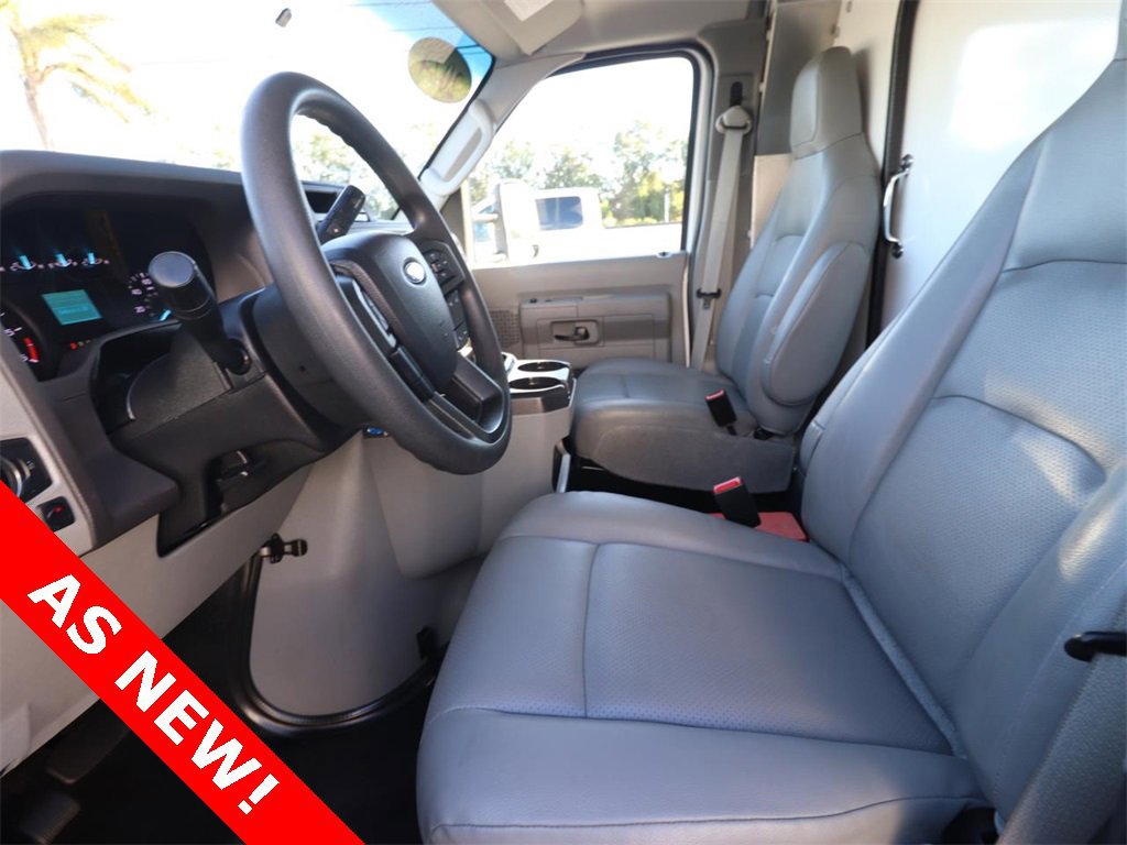 Certified 2023 Ford E-450 and Econoline 450 Super Duty w/ Power Windows & Locks Group image 11