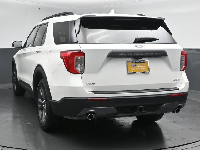 Certified 2024 Ford Explorer XLT w/ Equipment Group 202A AWD/4WD image 6