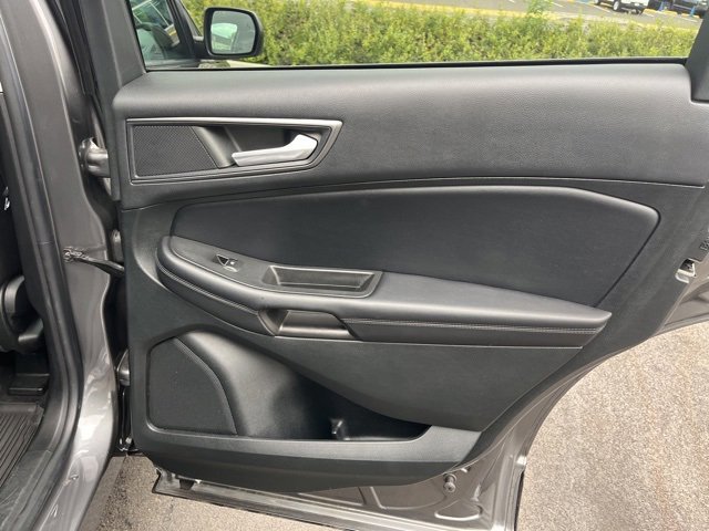 Certified 2022 Ford Edge SE w/ Black Appearance Package image 20
