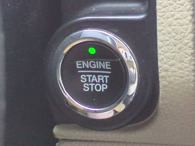 Certified 2017 Ford Expedition Limited w/ Equipment Group 301A image 28