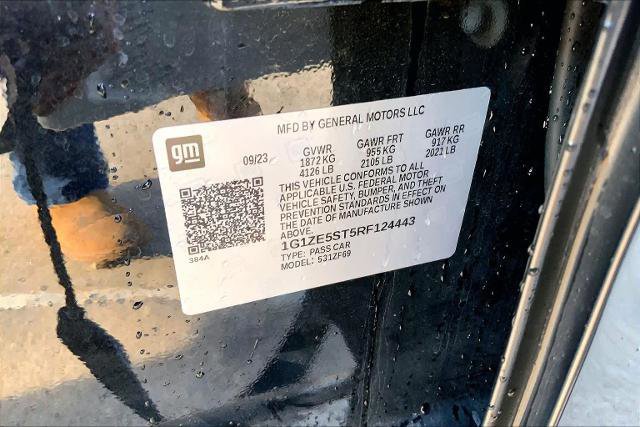 Used 2024 Chevrolet Malibu LT image 34