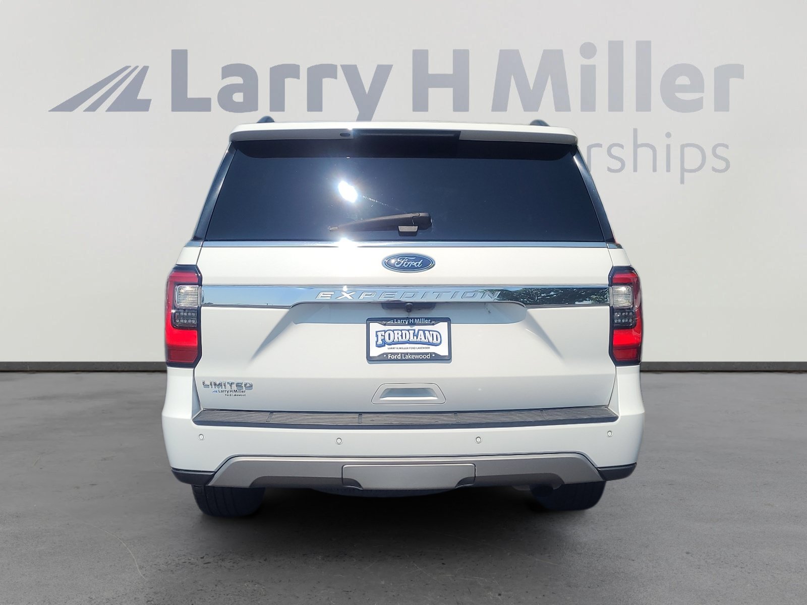 Certified 2021 Ford Expedition Limited AWD/4WD image 4
