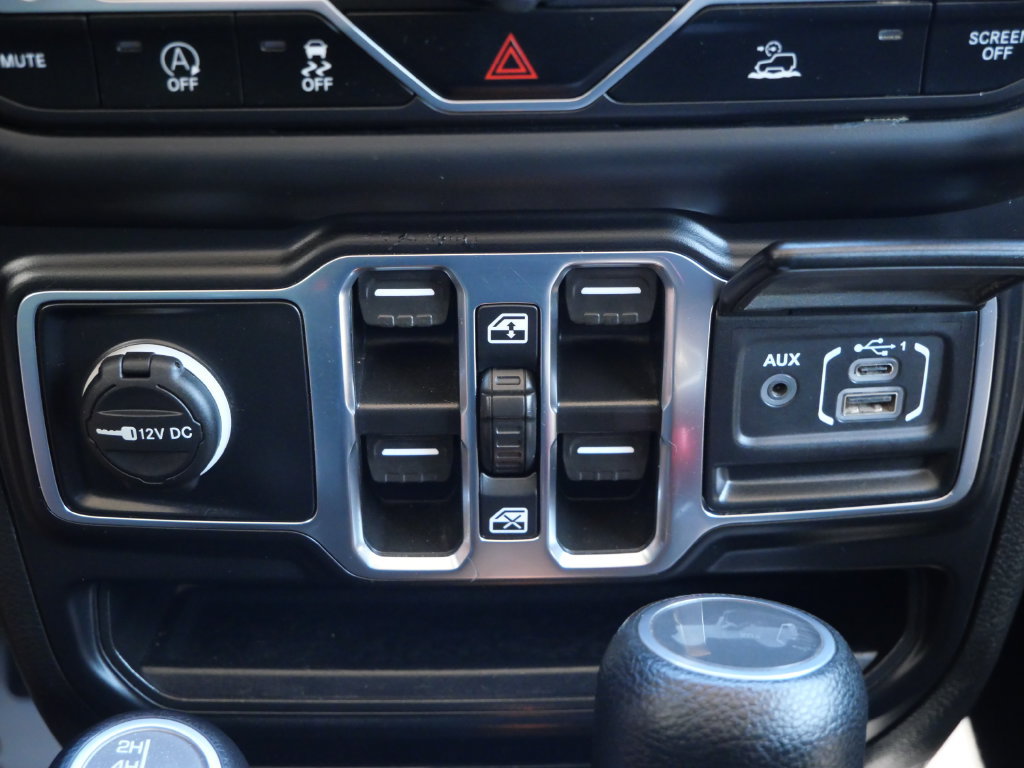 Used 2022 Jeep Wrangler Unlimited Sport AWD/4WD image 30