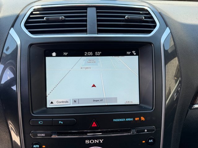 Certified 2017 Ford Explorer Limited AWD/4WD image 12