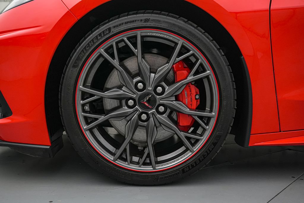 Used 2023 Chevrolet Corvette Stingray Premium Conv w/ Z51 Performance Package RWD image 12