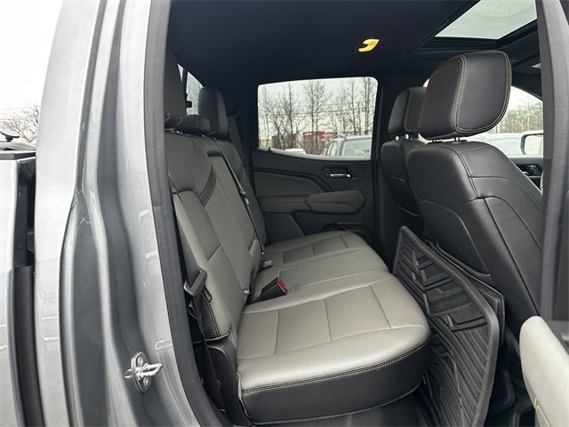 Used 2023 Chevrolet Colorado ZR2 w/ ZR2 Convenience Package III image 37