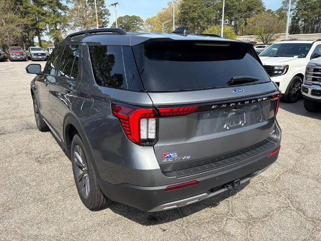 Certified 2025 Ford Explorer Active w/ Active Comfort Package image 3