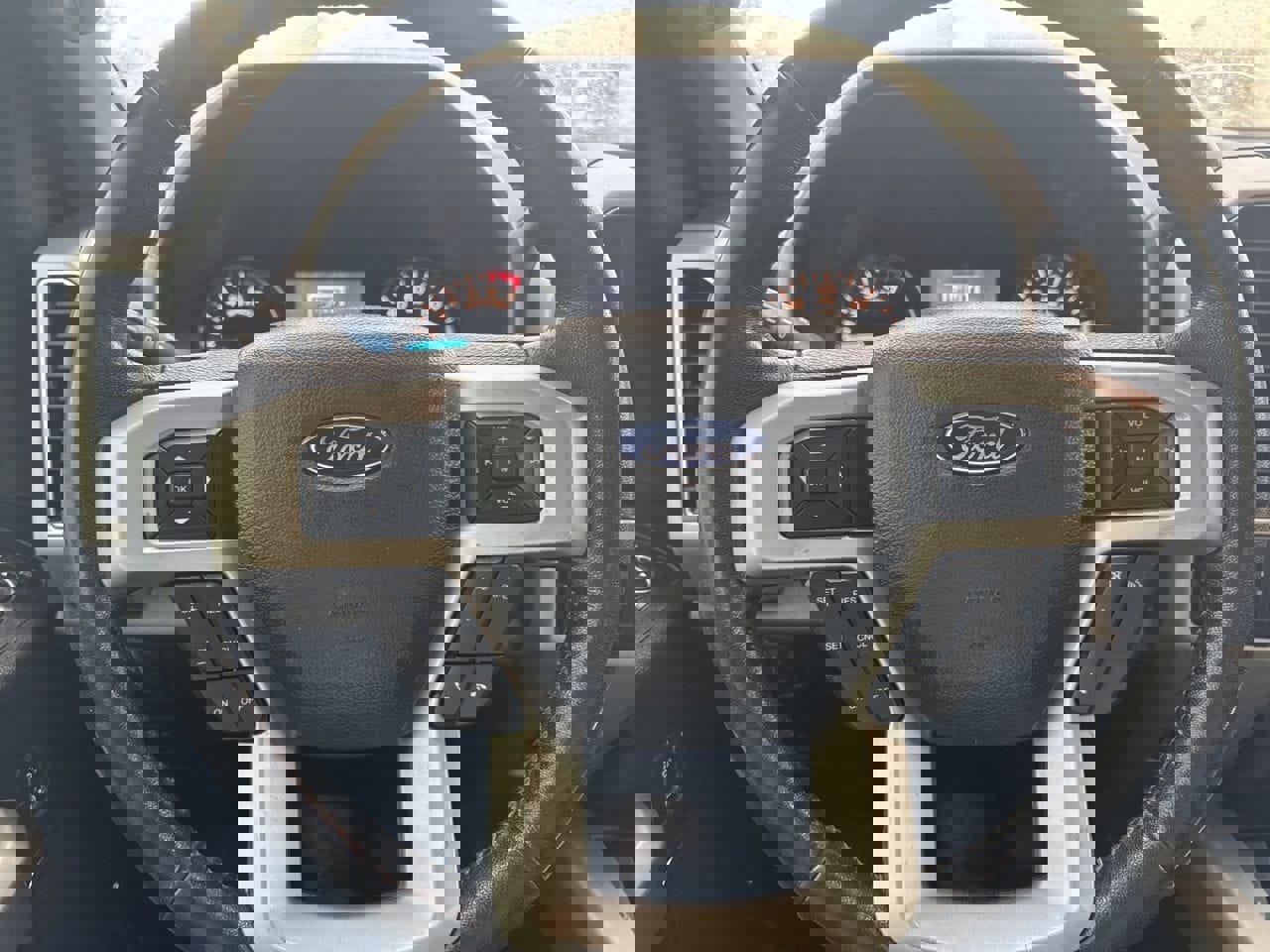 Certified 2019 Ford F150 Lariat image 9