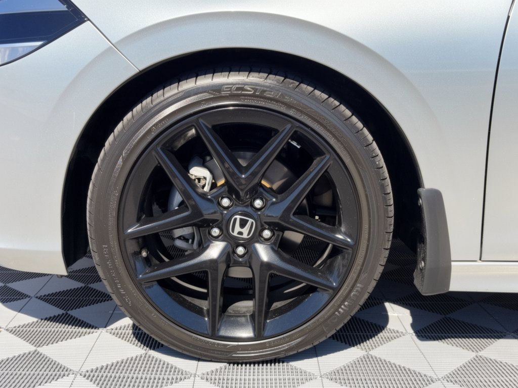 Used 2023 Honda Civic Sport image 12