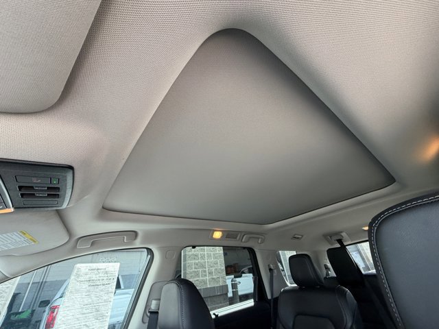 Used 2022 Nissan Pathfinder SL w/ SL Premium Package image 34